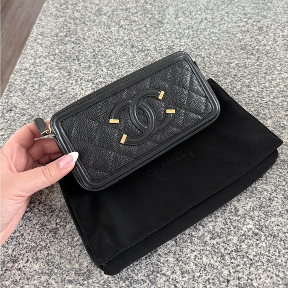 Chanel Filigree Double Zip Clutch with Chain Quilted Caviar - Picture 6 of 6